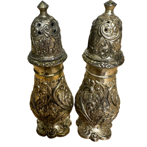 Vintage Silver Plate Rococo Repousse Salt Pepper Shakers Pair Ornate Baroque - Picture 2 of 12